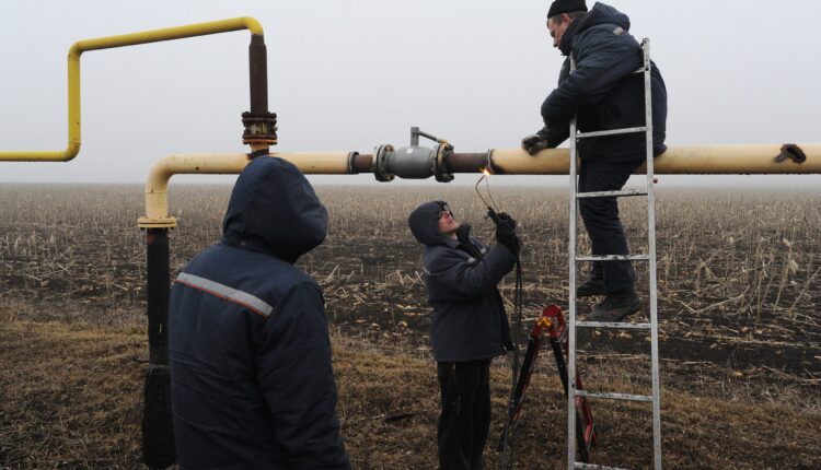 Gas Dispute Escalates: Slovakia, Ukraine Trade Blame Over Energy Policies