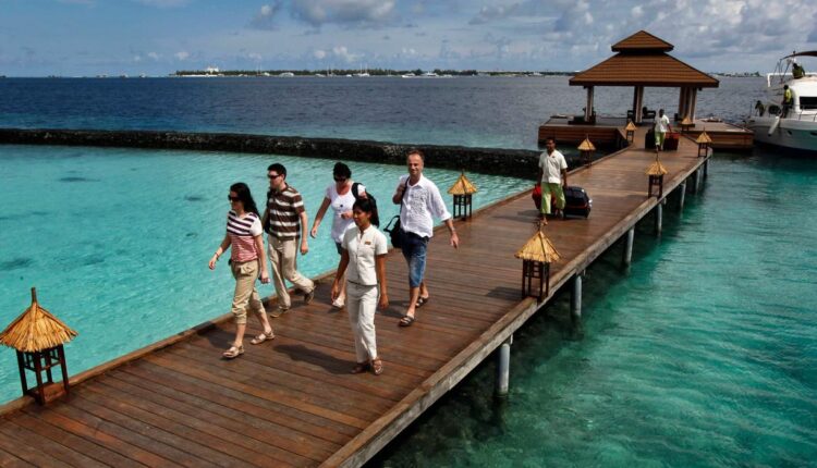 Maldives Bans Israeli Citizens in Protest Against Gaza War