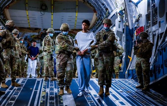 US Deports Alleged Gang Members to El Salvador Amid Legal Battle