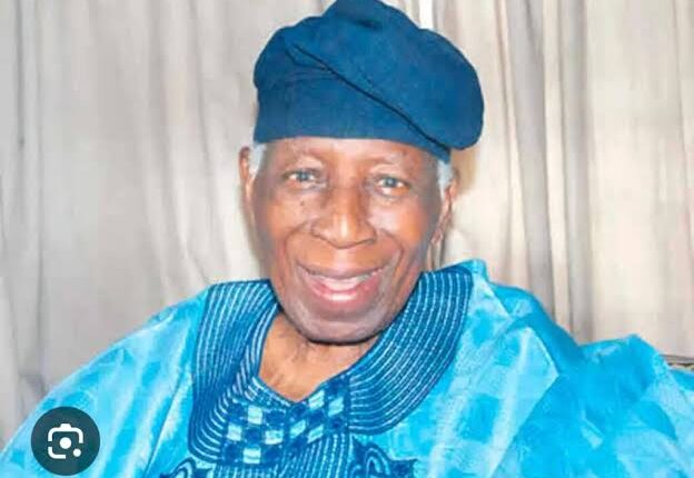 Former Oyo Governor Omololu Olunloyo Dies Days to 90th Birthday