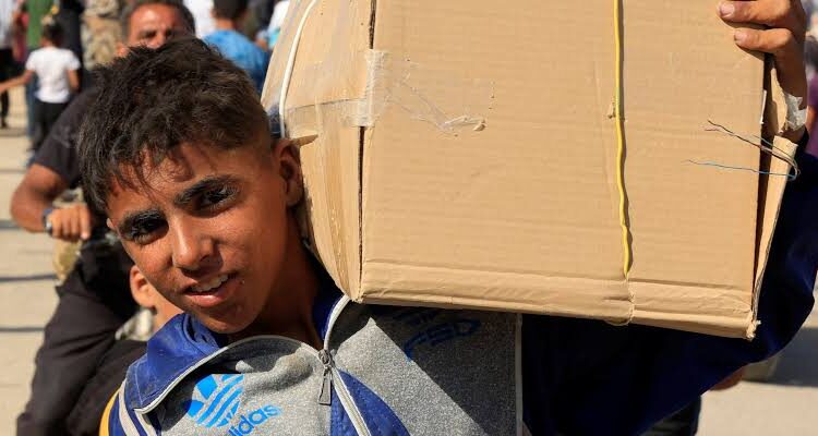 Desperate Palestinians Storm US-Backed Aid Site Amid Biometric Screening Fears
