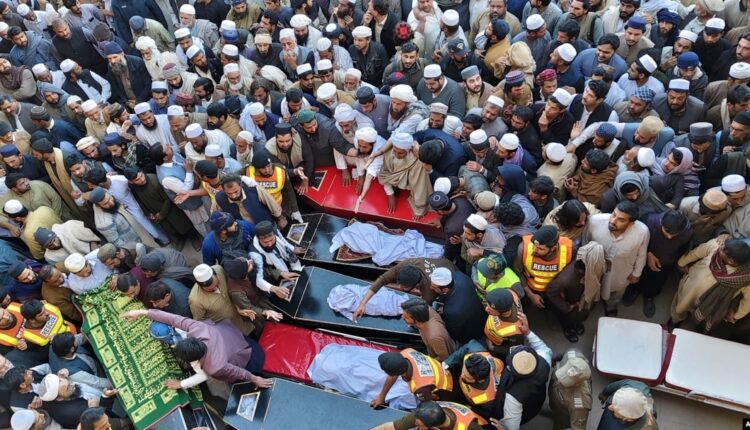 Suicide Bombing Kills 13 Soldiers, Injures Dozens in Northwest Pakistan