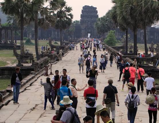 Thailand Bans Tourists from Entering Cambodia Amid Escalating Border Dispute