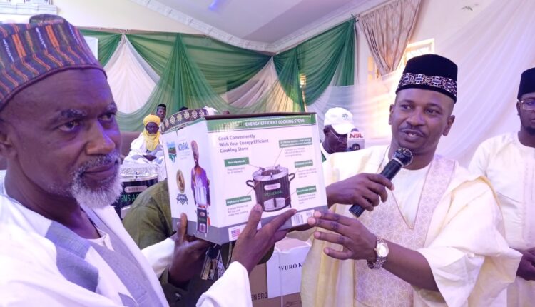 Gombe ACReSAL distributes clean stoves to communities