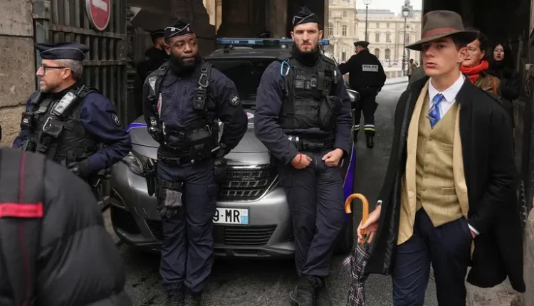 Experts suspect organised crime behind €88m Louvre jewel heist as gems believed en route to Eastern Europe