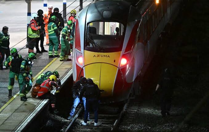2 arrested after mass stabbing on UK train leaves 9 critically injured