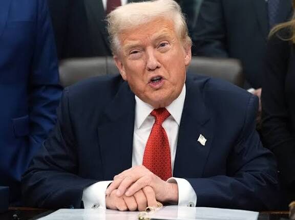 Trump Makes U-Turn, Backs House Vote to Release Epstein Files