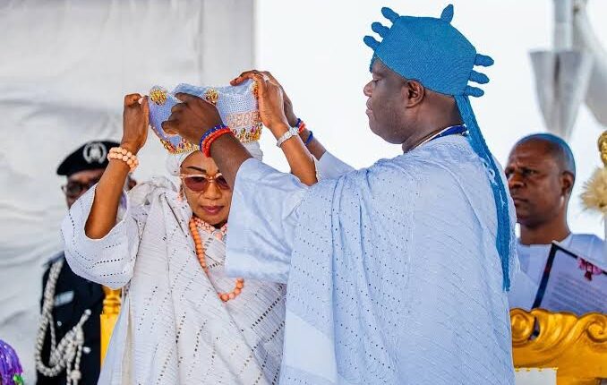 Ooni Honours Tinubu’s Wife With ‘Yeye Asiwaju Gbogbo Ile Oodua’ Title