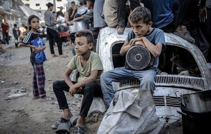 Unicef warns of rising disease outbreak risk among children in Gaza