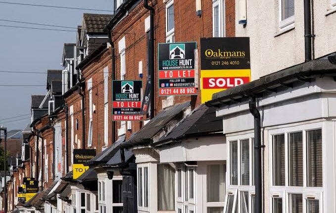 UK Housing Market Records Strong New Year Rebound, Asking Prices Jump