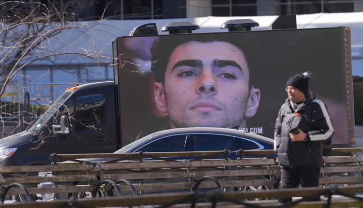 Man Charged for Allegedly Impersonating FBI Agent to Free Accused CEO Killer