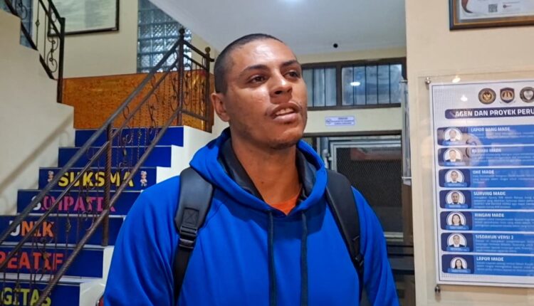 Bali ‘Suitcase Murder’ Convict Apologises as He Is Deported to the US