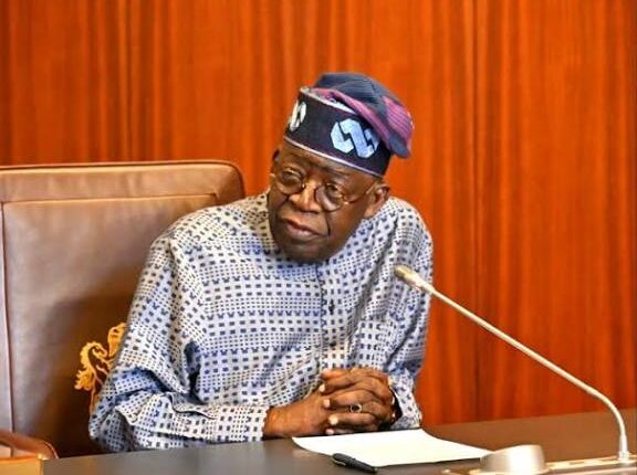 Tinubu Suspends FAAN Cashless Airport Policy After Nationwide Gridlock