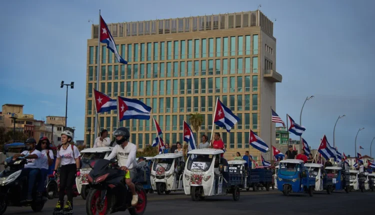 Cuba Grants Over 2,000 Prisoner Pardons in Holy Week Amnesty