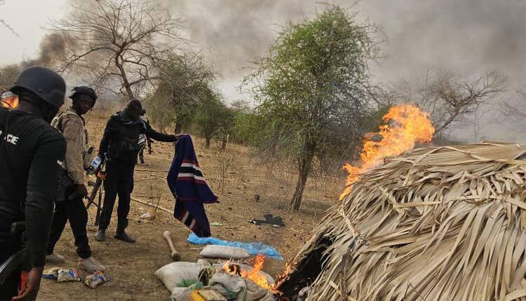 Troops rescue 21 kidnapped victims, clear bandits’ camps in Plateau