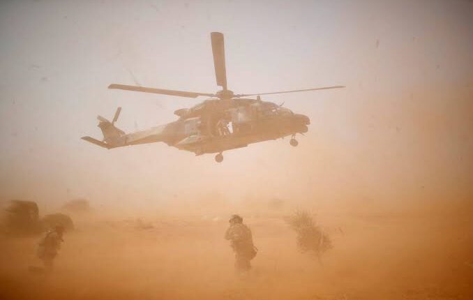 Heavy Fighting Across Mali as Helicopter Downed, Armed Groups Clash in Multiple Cities