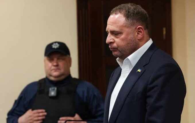 Kyiv Court Orders Ex-Zelenskyy Adviser Yermak Detained, Sets $3.2 million Bail