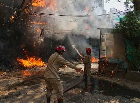 At Least 21 Dead in Delhi Hotel Fire; Guests Jump from Windows to Flee Blaze